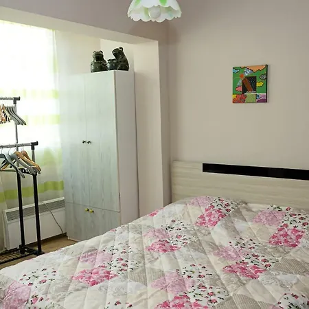 Bright & Central 1-Bd Apt. With Terrace In Varna