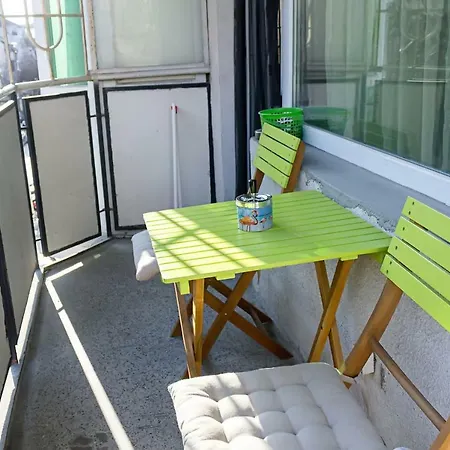 Bright & Central 1-Bd Apt. With Terrace In Varna *