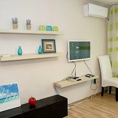 Bright & Central 1-Bd Apt. With Terrace In Varna Appartement Varna
