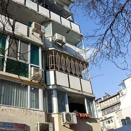 Апартамент Bright & Central 1-Bd Apt. With Terrace In Varna Варна