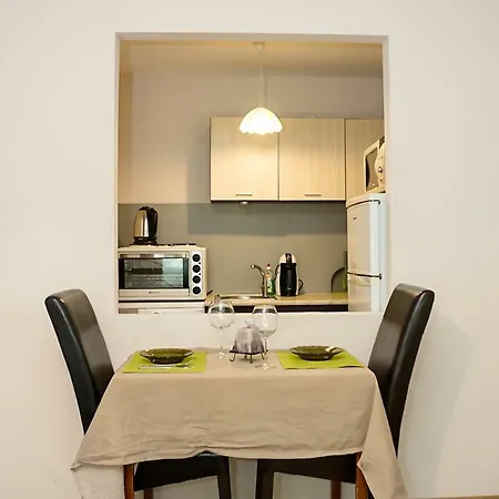 Bright & Central 1-Bd Apt. With Terrace In Varna