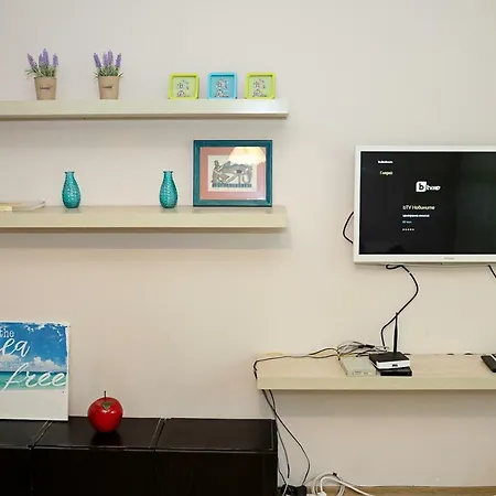 Апартамент Bright & Central 1-Bd Apt. With Terrace In Varna